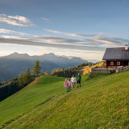 Grauzone Nr 5 Mountain